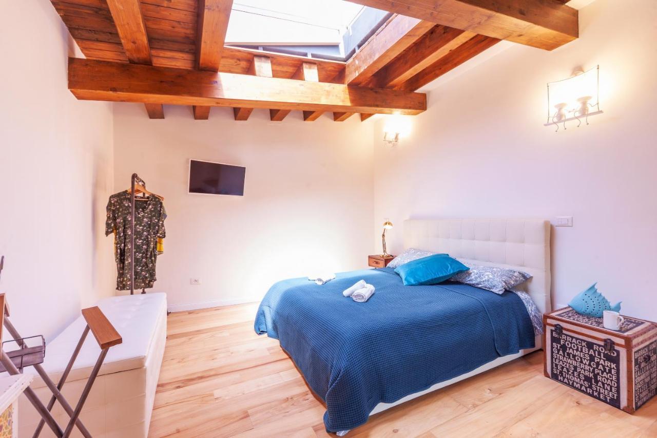 Vakalu-Piazza Duomo Charming Apartment Syracuse Extérieur photo
