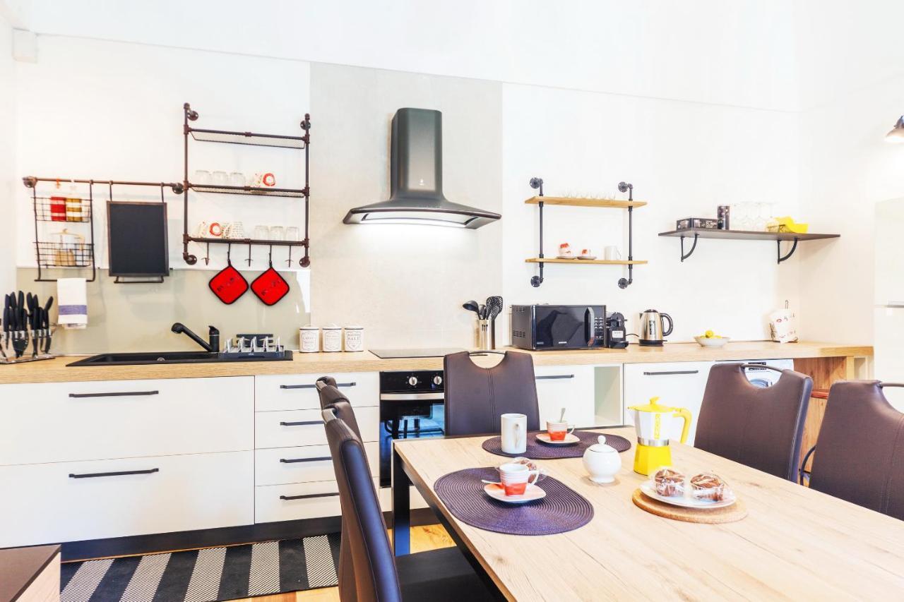 Vakalu-Piazza Duomo Charming Apartment Syracuse Extérieur photo